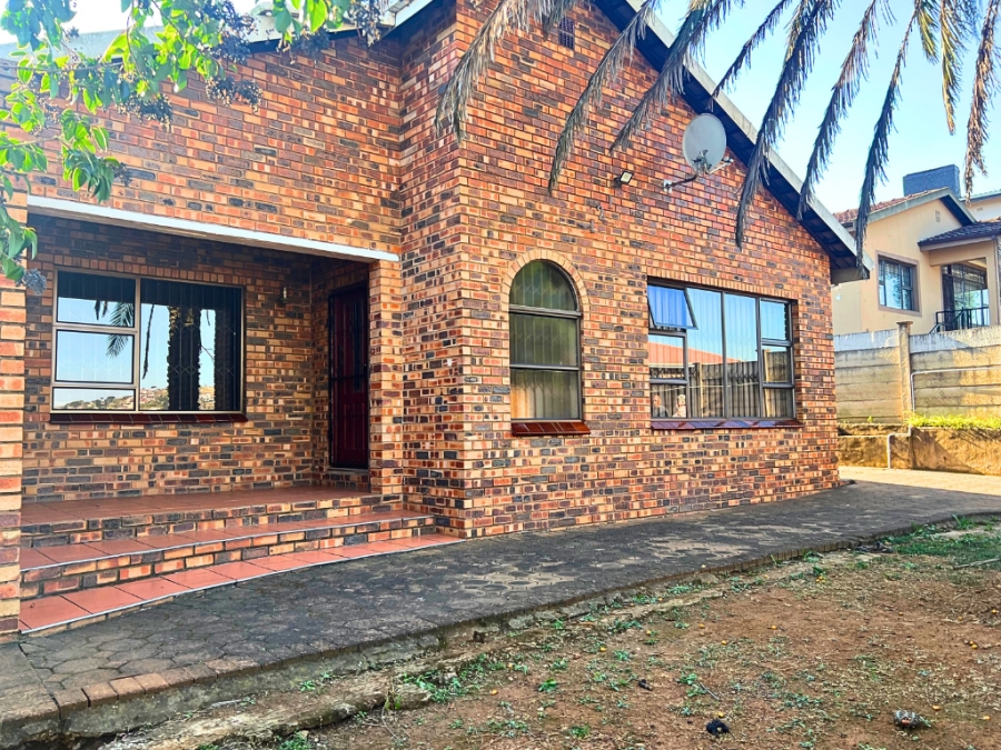 4 Bedroom Property for Sale in Allandale KwaZulu-Natal