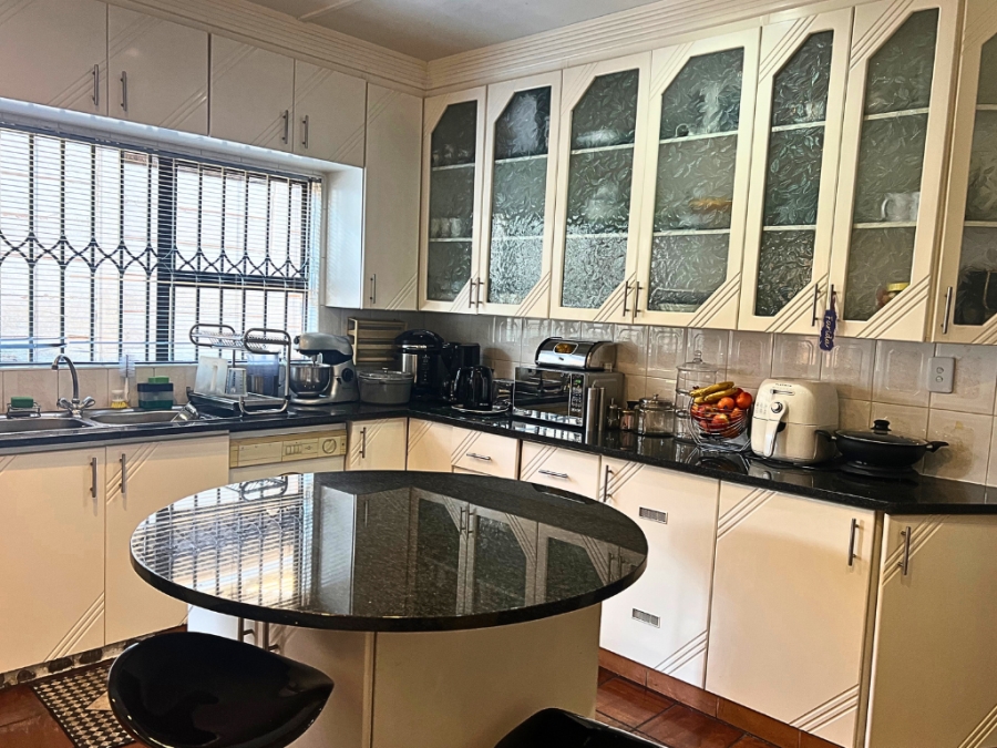 4 Bedroom Property for Sale in Allandale KwaZulu-Natal