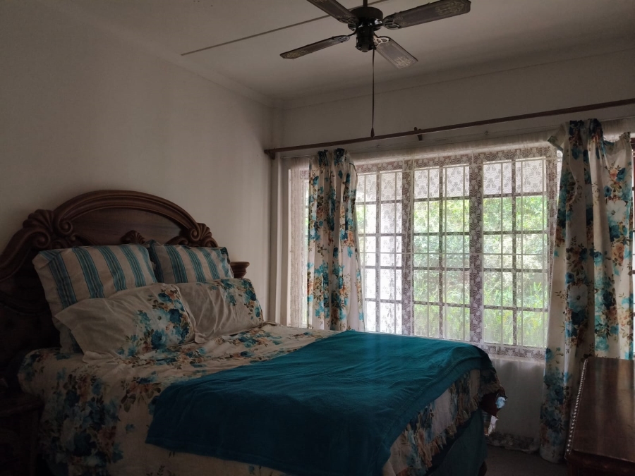 To Let 2 Bedroom Property for Rent in Umtentweni KwaZulu-Natal