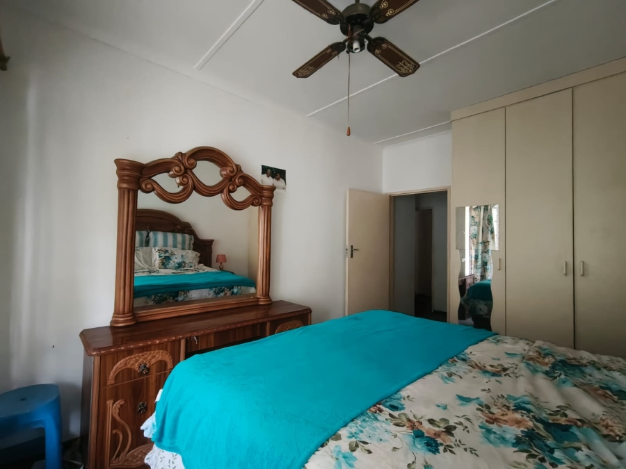 To Let 2 Bedroom Property for Rent in Umtentweni KwaZulu-Natal