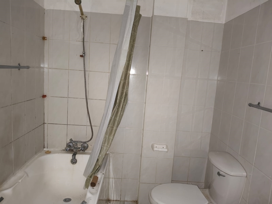 To Let 2 Bedroom Property for Rent in Umtentweni KwaZulu-Natal