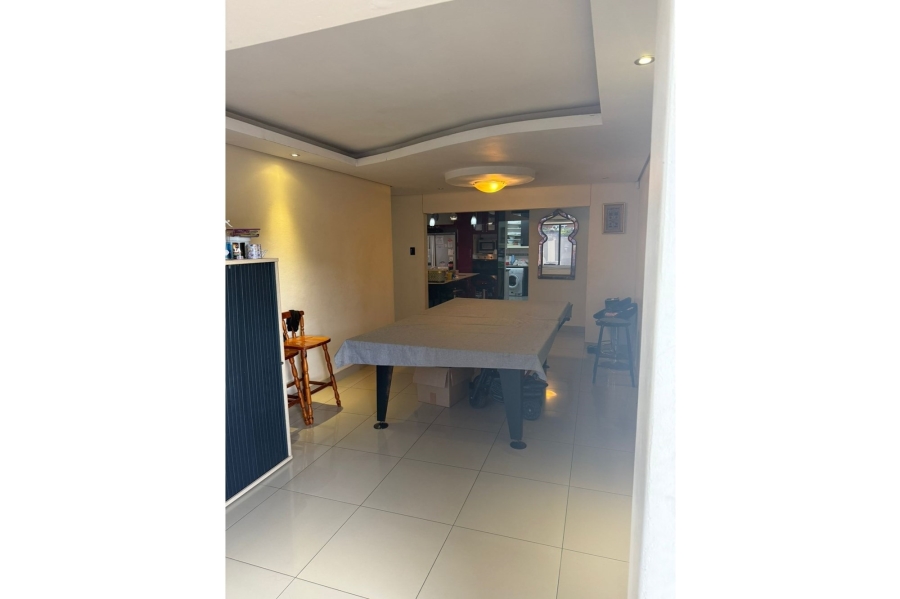 4 Bedroom Property for Sale in Overport KwaZulu-Natal