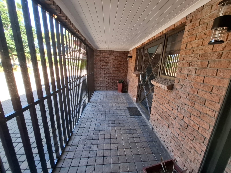 7 Bedroom Property for Sale in Birdswood KwaZulu-Natal