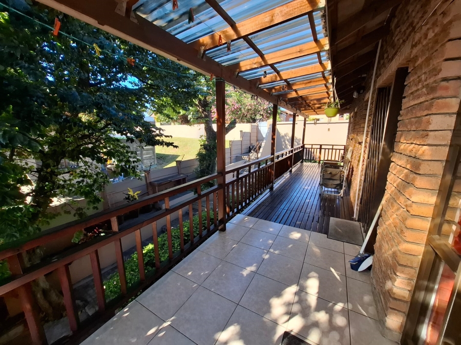 7 Bedroom Property for Sale in Birdswood KwaZulu-Natal