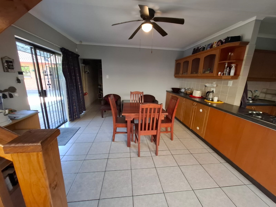 7 Bedroom Property for Sale in Birdswood KwaZulu-Natal