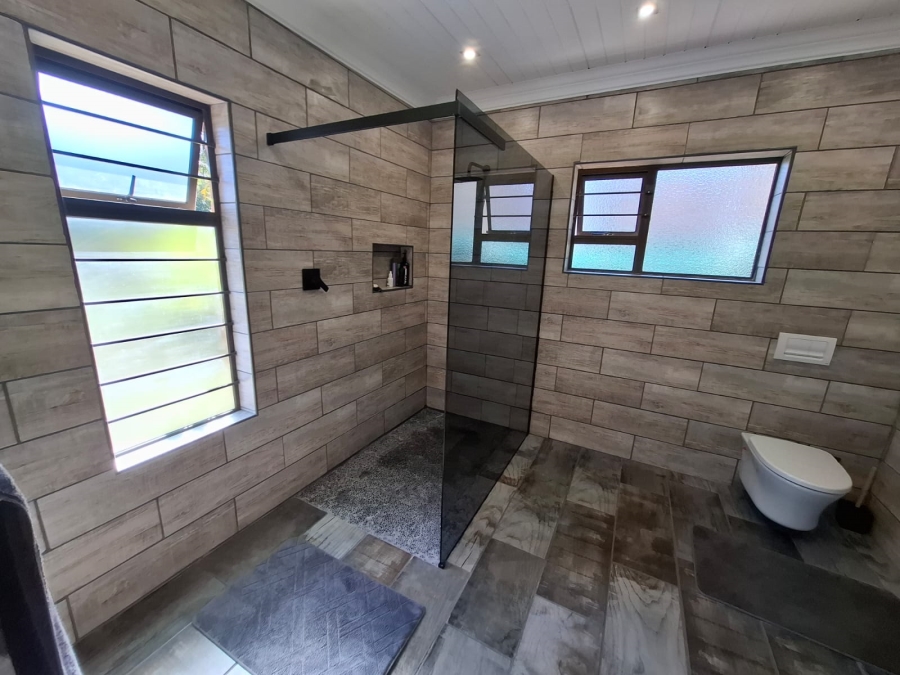 7 Bedroom Property for Sale in Birdswood KwaZulu-Natal