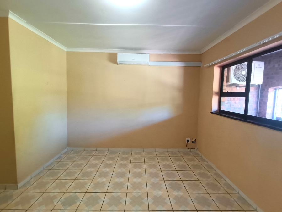To Let 3 Bedroom Property for Rent in Meer En See KwaZulu-Natal