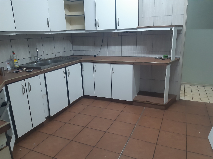To Let 3 Bedroom Property for Rent in Empangeni Central KwaZulu-Natal