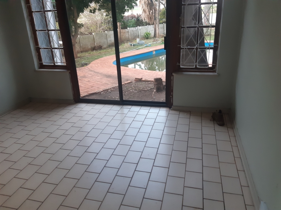 To Let 3 Bedroom Property for Rent in Empangeni Central KwaZulu-Natal