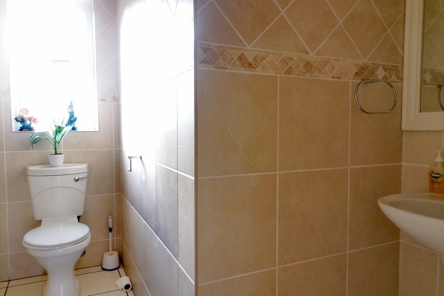 To Let 3 Bedroom Property for Rent in Ramsgate KwaZulu-Natal