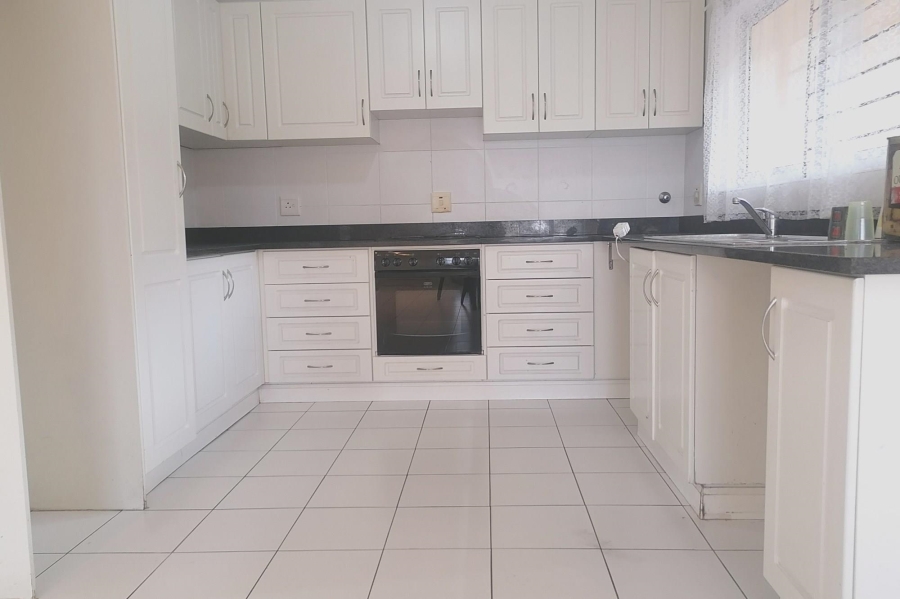 To Let 3 Bedroom Property for Rent in Ramsgate KwaZulu-Natal