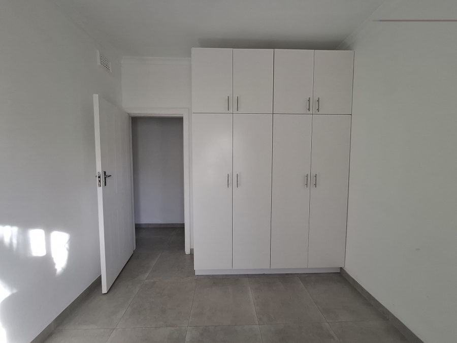 To Let 3 Bedroom Property for Rent in Manors KwaZulu-Natal