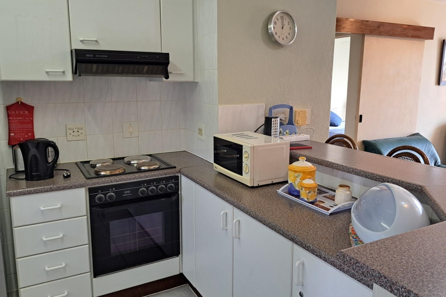 To Let 2 Bedroom Property for Rent in Uvongo KwaZulu-Natal