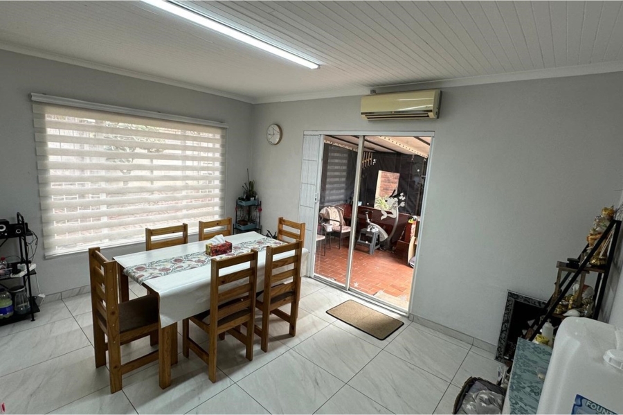 3 Bedroom Property for Sale in Huttenheights KwaZulu-Natal
