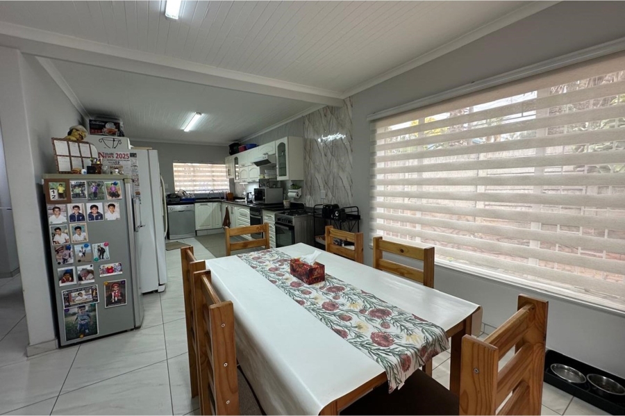 3 Bedroom Property for Sale in Huttenheights KwaZulu-Natal