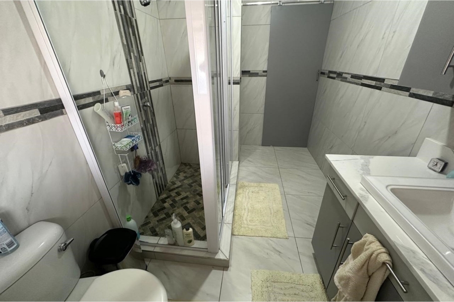 3 Bedroom Property for Sale in Huttenheights KwaZulu-Natal