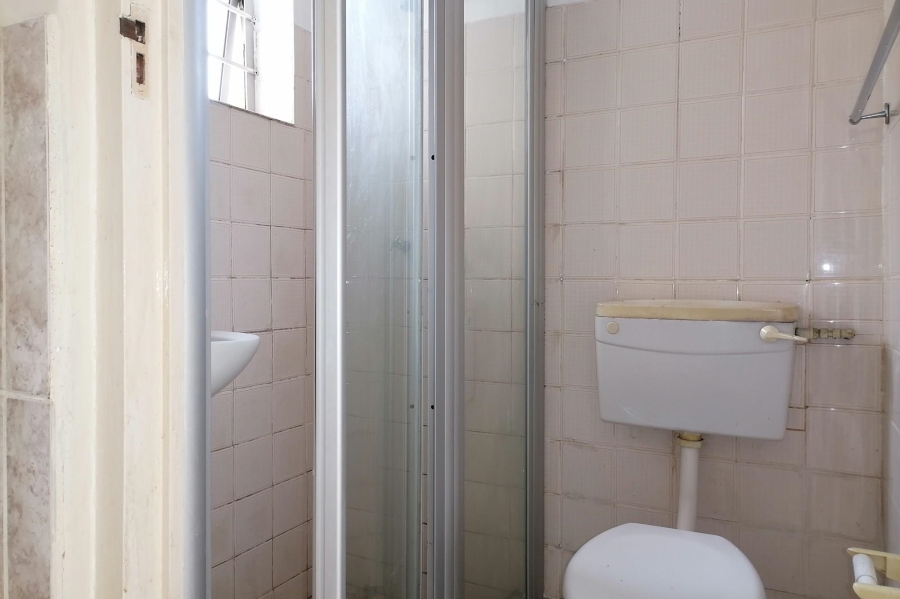 To Let 1 Bedroom Property for Rent in Lawrence Rocks KwaZulu-Natal
