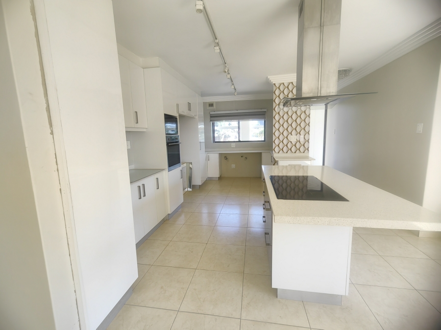 To Let 3 Bedroom Property for Rent in Umhlanga KwaZulu-Natal