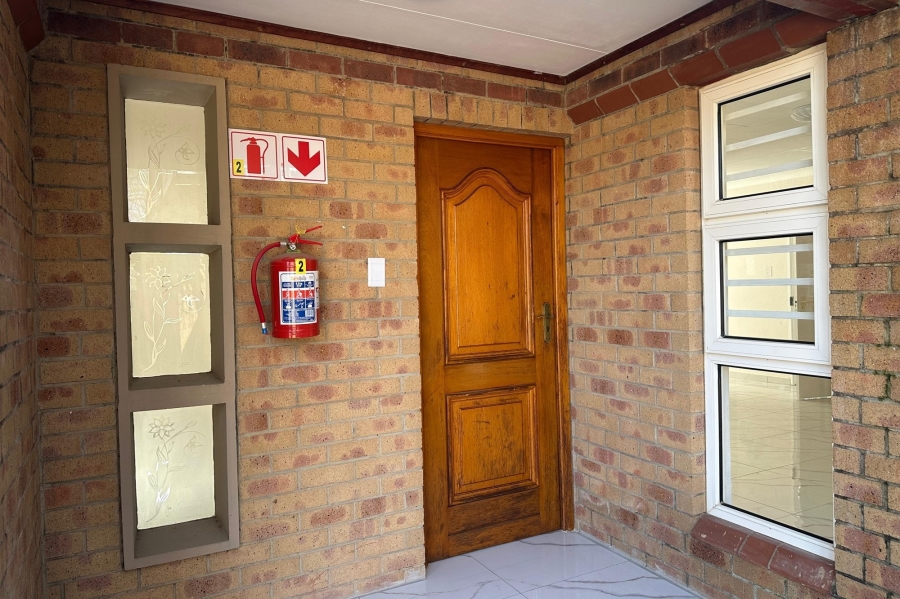 4 Bedroom Property for Sale in Aviary Hill KwaZulu-Natal