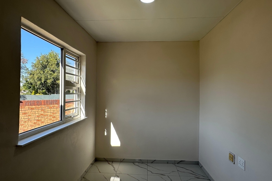 4 Bedroom Property for Sale in Aviary Hill KwaZulu-Natal