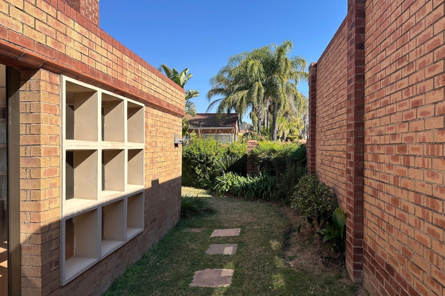 4 Bedroom Property for Sale in Aviary Hill KwaZulu-Natal