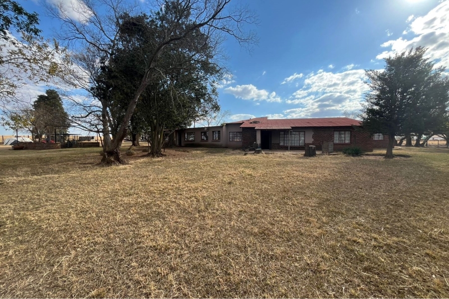 9 Bedroom Property for Sale in Hattingspruit KwaZulu-Natal