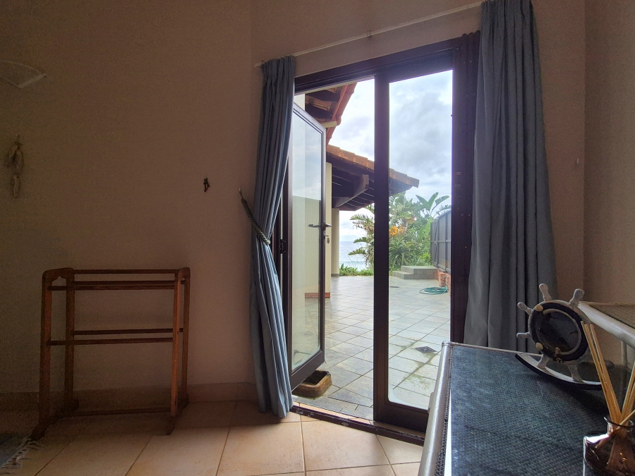 3 Bedroom Property for Sale in Tinley Manor KwaZulu-Natal