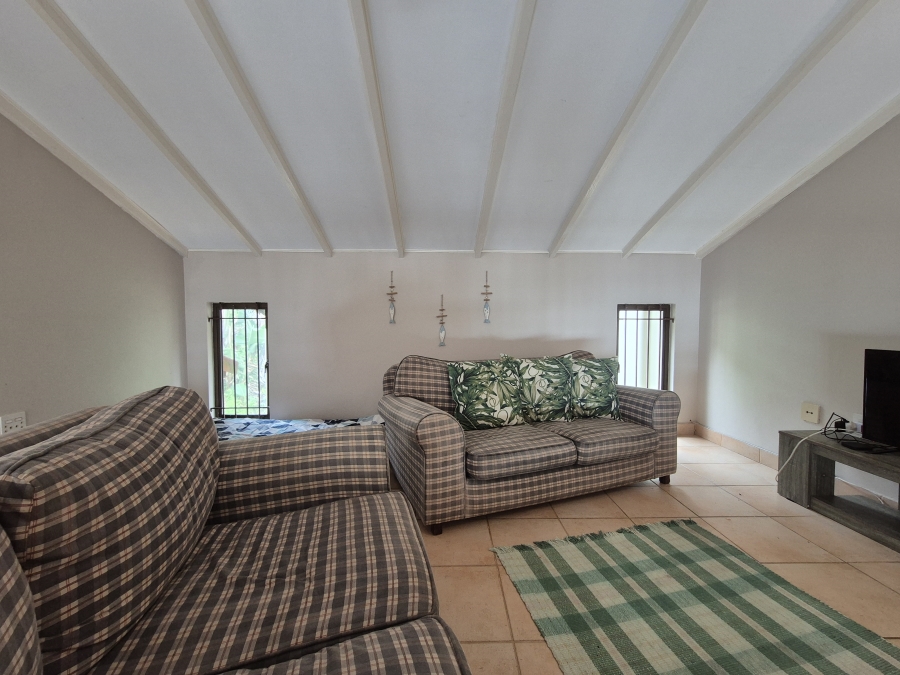 3 Bedroom Property for Sale in Tinley Manor KwaZulu-Natal