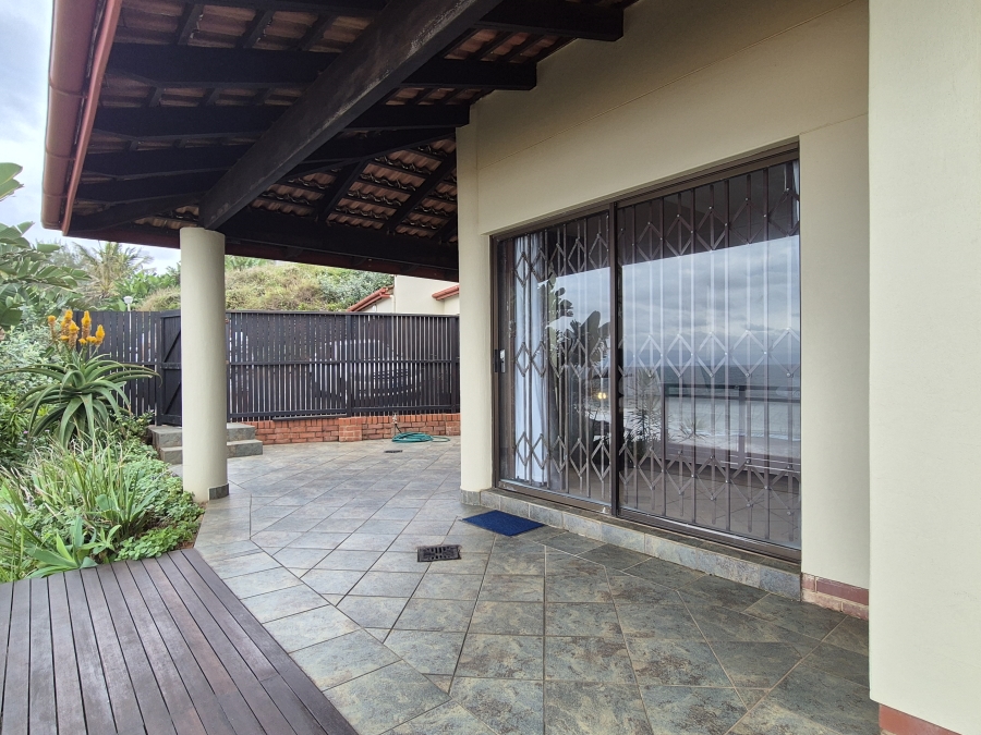 3 Bedroom Property for Sale in Tinley Manor KwaZulu-Natal