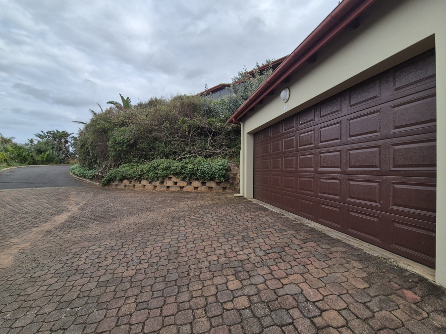 3 Bedroom Property for Sale in Tinley Manor KwaZulu-Natal