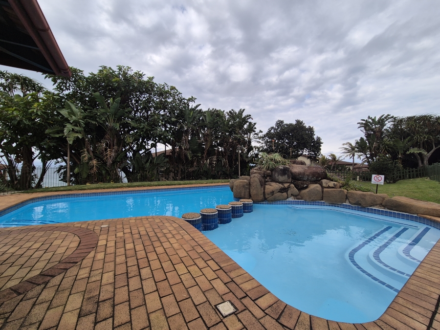3 Bedroom Property for Sale in Tinley Manor KwaZulu-Natal