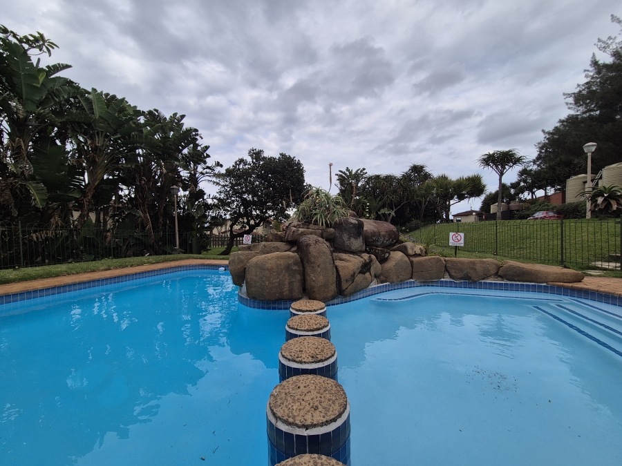3 Bedroom Property for Sale in Tinley Manor KwaZulu-Natal