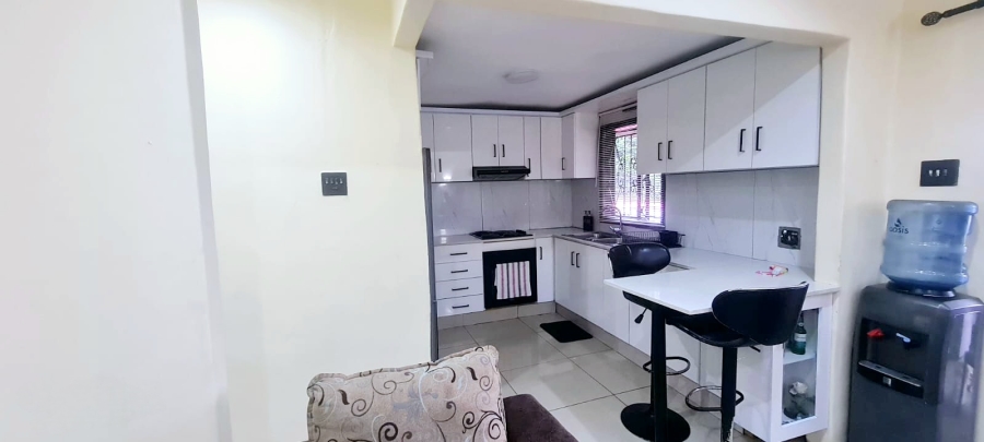 2 Bedroom Property for Sale in Trenance Manor KwaZulu-Natal