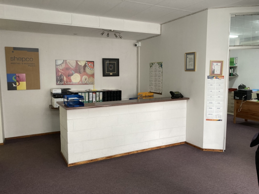 To Let commercial Property for Rent in New Germany KwaZulu-Natal