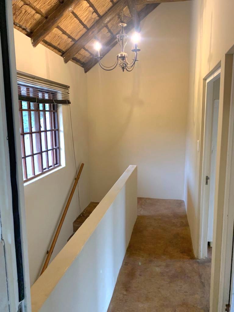 To Let 2 Bedroom Property for Rent in Crestholme KwaZulu-Natal