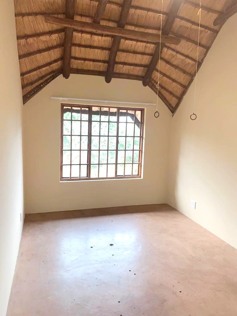 To Let 2 Bedroom Property for Rent in Crestholme KwaZulu-Natal