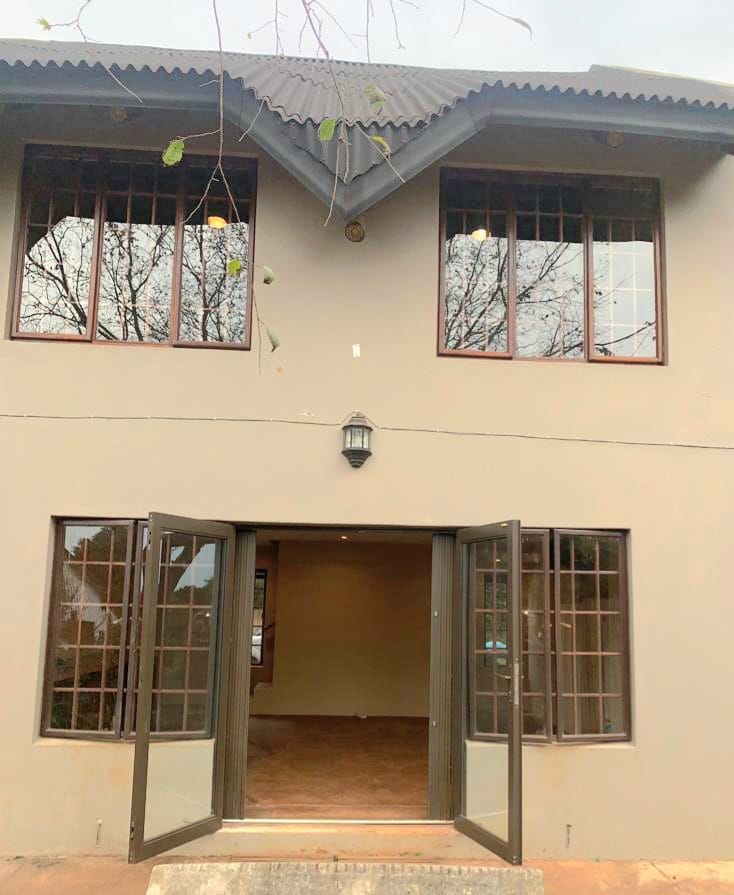 To Let 2 Bedroom Property for Rent in Crestholme KwaZulu-Natal