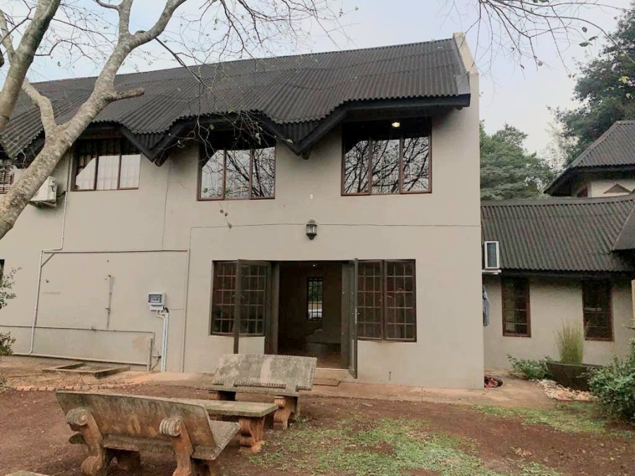To Let 2 Bedroom Property for Rent in Crestholme KwaZulu-Natal