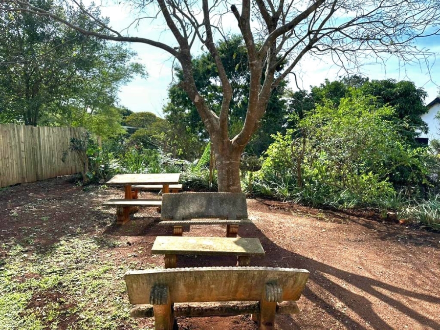 To Let 2 Bedroom Property for Rent in Crestholme KwaZulu-Natal