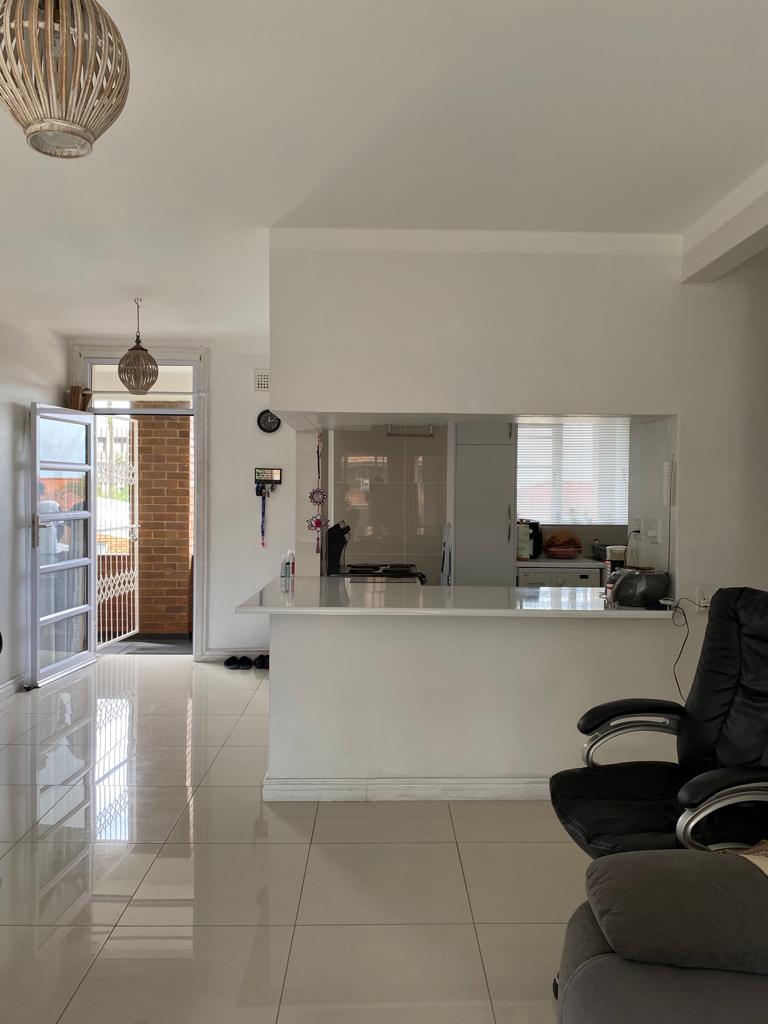 1 Bedroom Property for Sale in Windermere KwaZulu-Natal