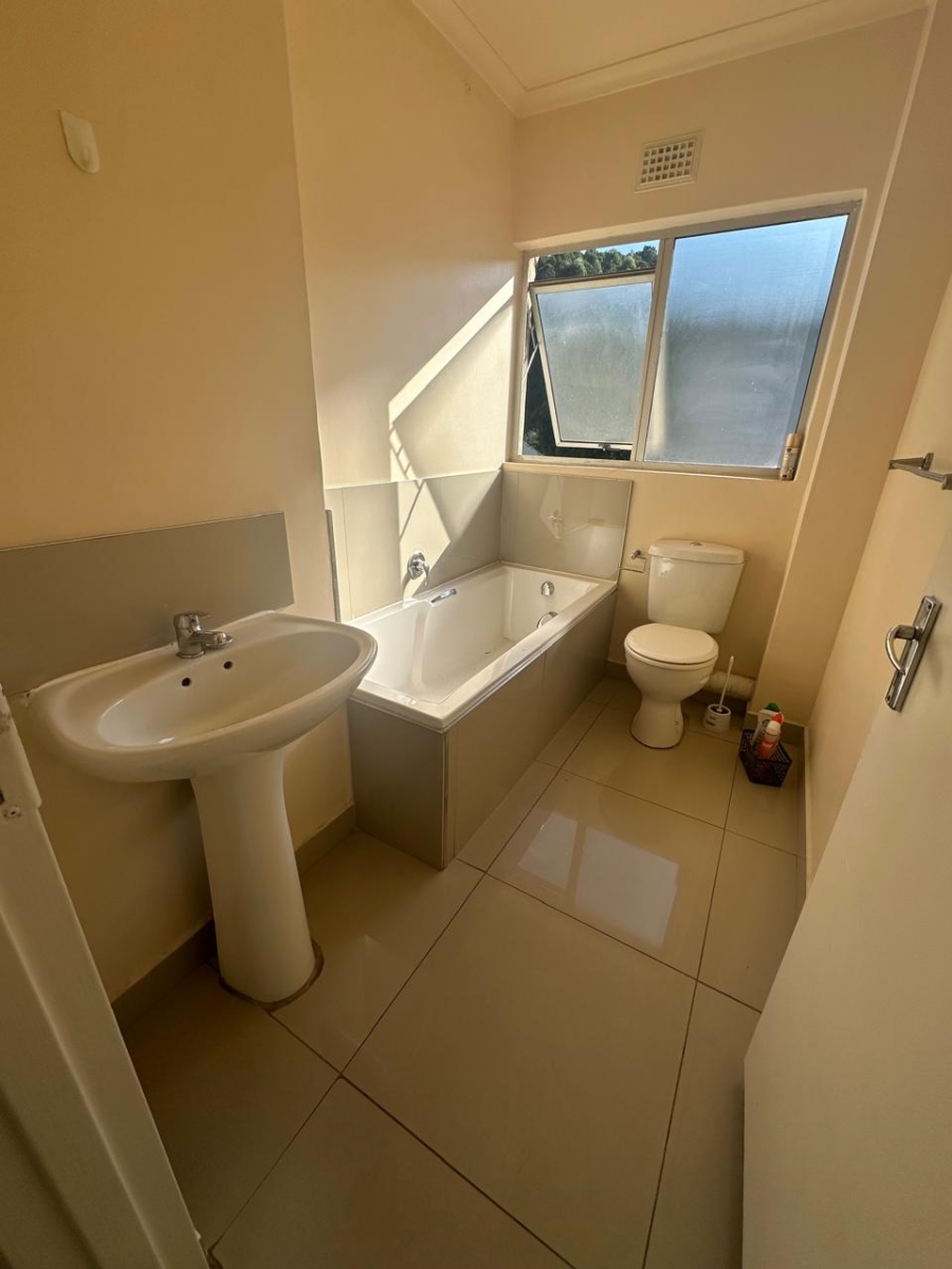 To Let 3 Bedroom Property for Rent in Chase Valley KwaZulu-Natal
