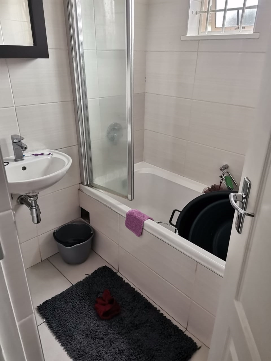 2 Bedroom Property for Sale in Umbilo KwaZulu-Natal