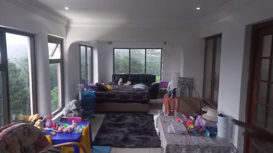 5 Bedroom Property for Sale in Silverglen KwaZulu-Natal