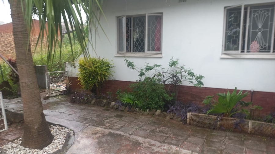 5 Bedroom Property for Sale in Silverglen KwaZulu-Natal