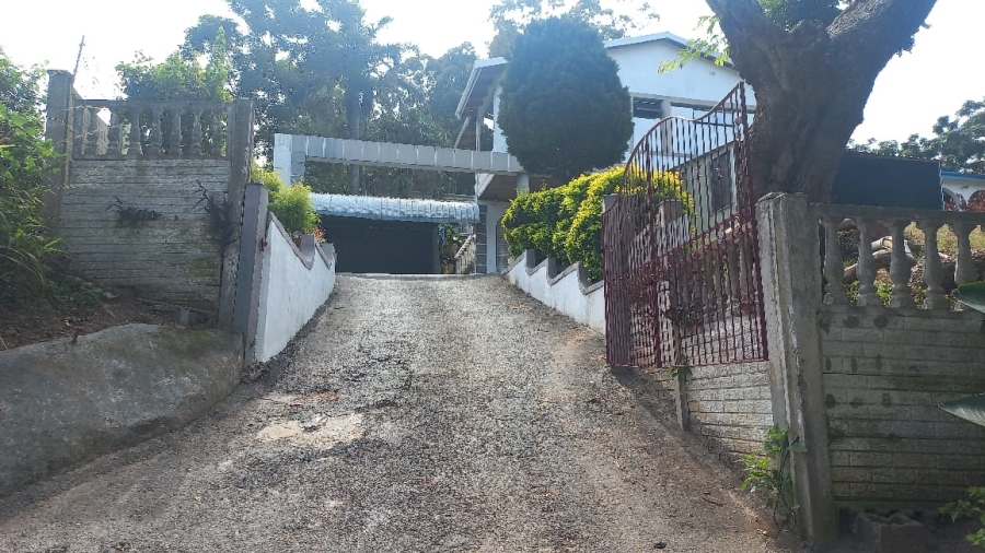 5 Bedroom Property for Sale in Silverglen KwaZulu-Natal