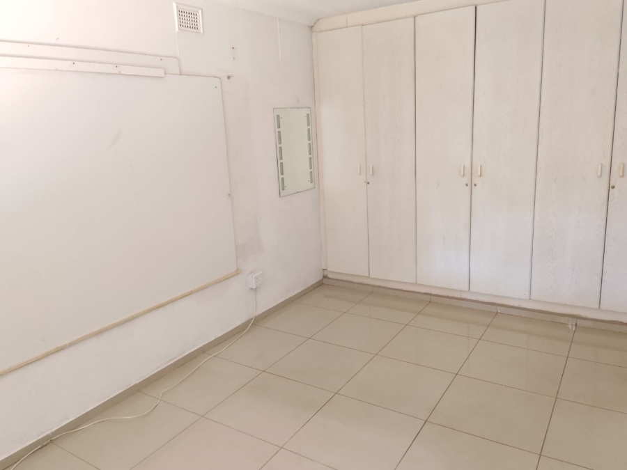8 Bedroom Property for Sale in Atholl Heights KwaZulu-Natal