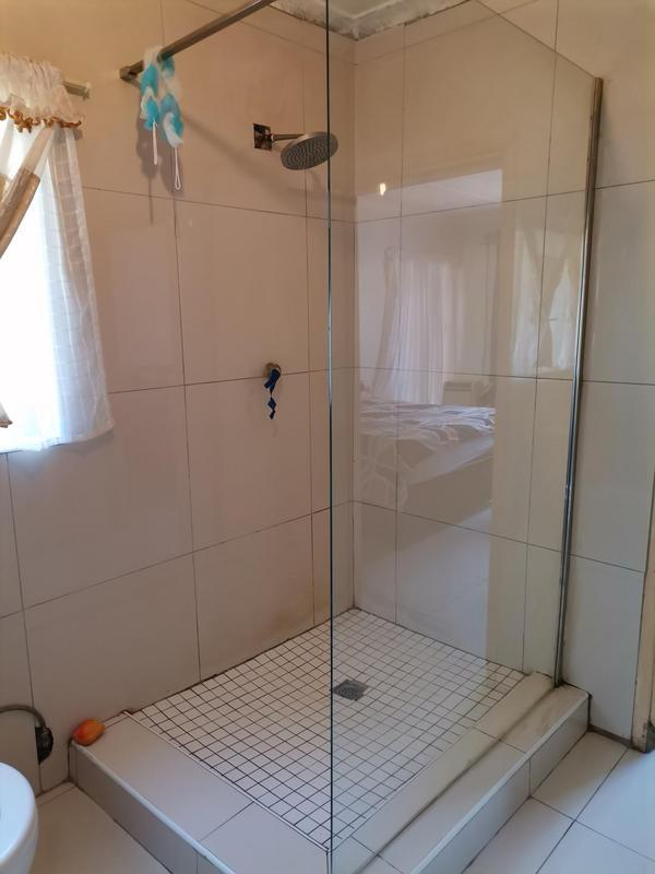 5 Bedroom Property for Sale in Manor Gardens KwaZulu-Natal