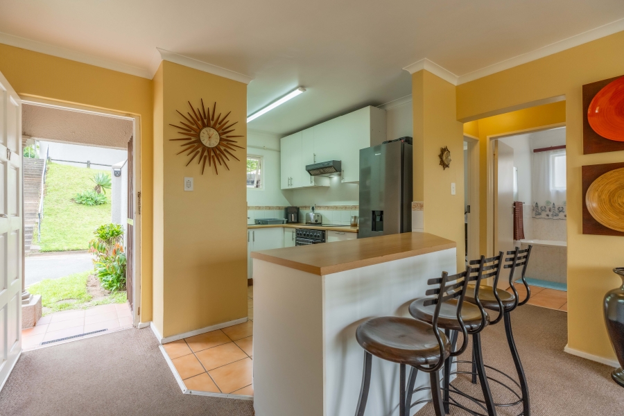 2 Bedroom Property for Sale in Kloof KwaZulu-Natal