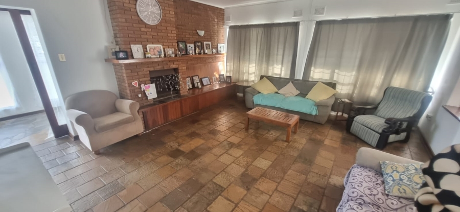 4 Bedroom Property for Sale in Glenmore KwaZulu-Natal
