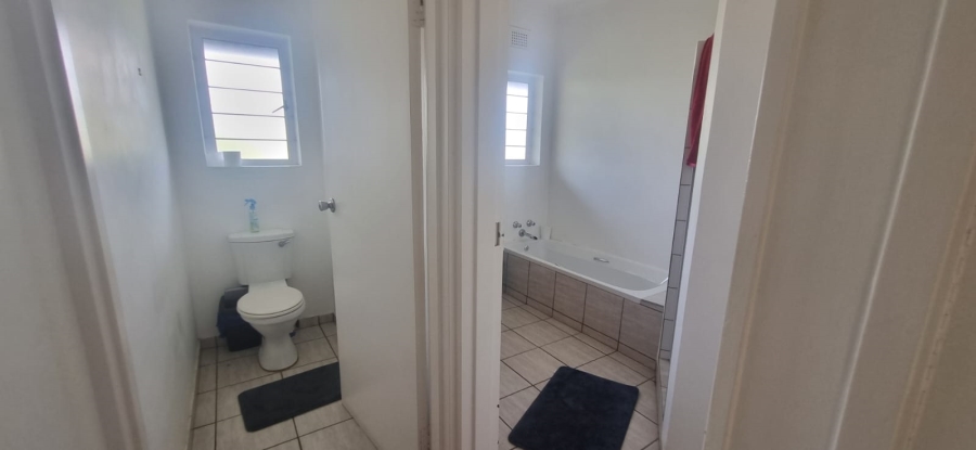 4 Bedroom Property for Sale in Glenmore KwaZulu-Natal